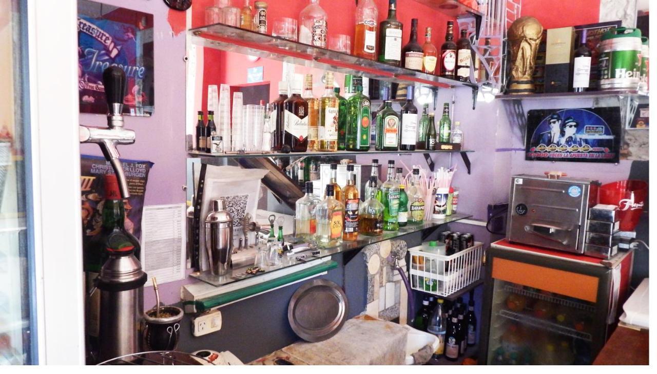Hostel De Pichincha Gualeguaychú Kültér fotó